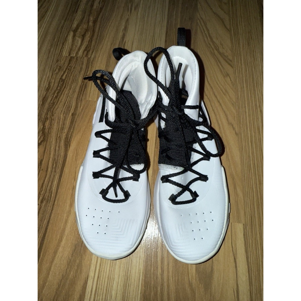 Under Armour UA SC Boys Sz 4Y 4 3Zero II Steph‎ Curry White Black